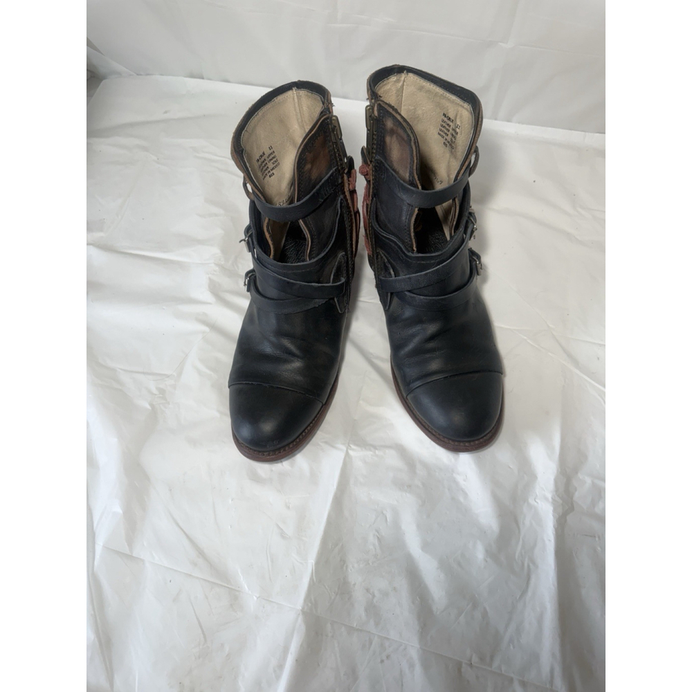 Freebird by Steven Crue boot black Leather Ankle Strap Zip Distress Size 11 - Picture 9 of 16
